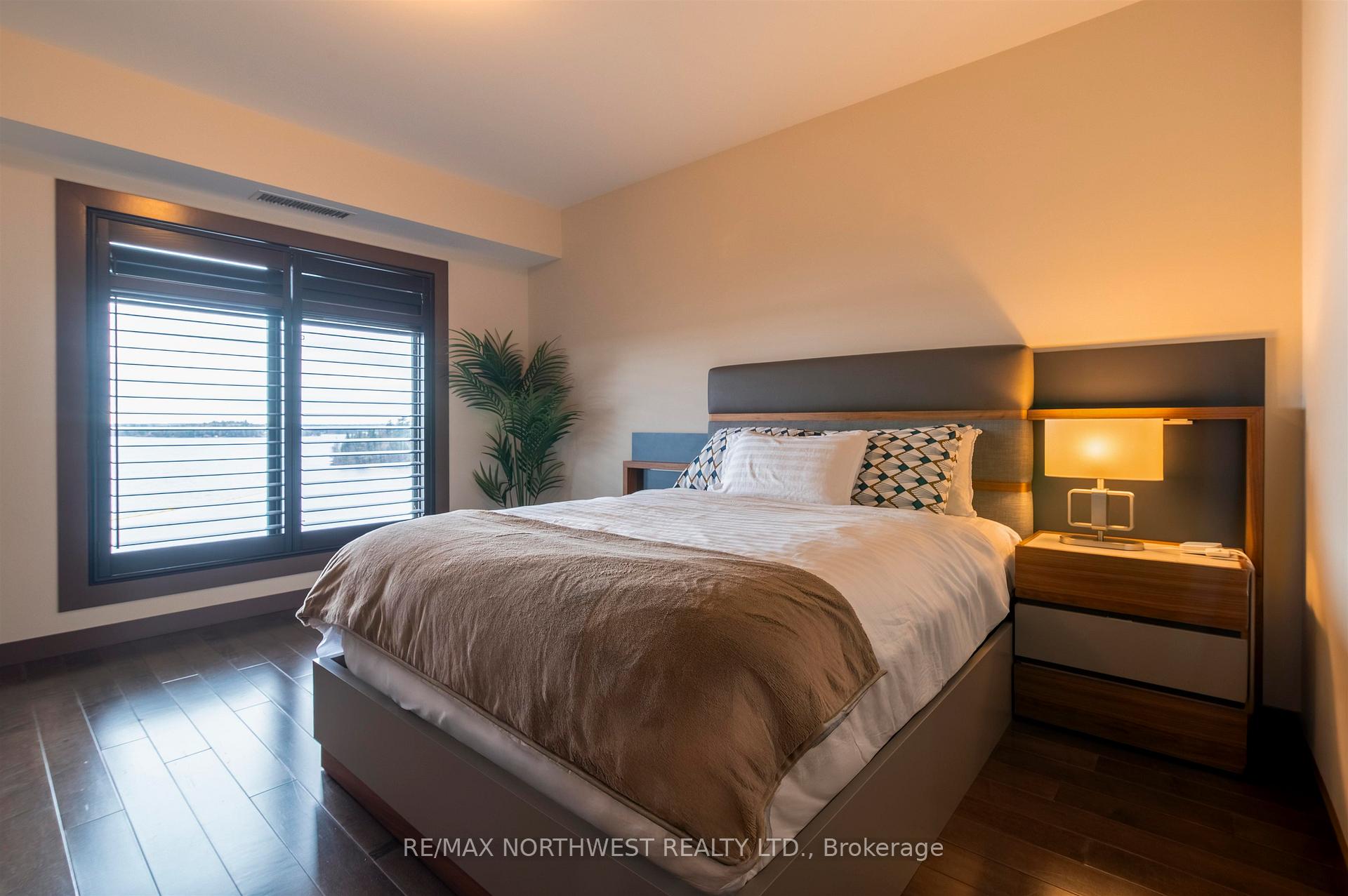 Photo 28 of Unit 10, 401 Forestry Bay, Kenora, Tunnel Island — HOMEH