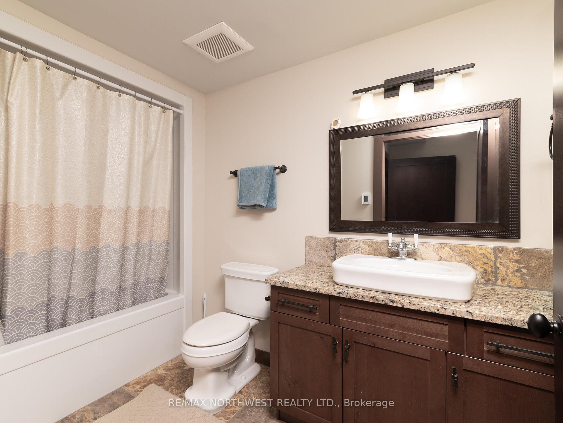 Photo 33 of Unit 10, 401 Forestry Bay, Kenora, Tunnel Island — HOMEH