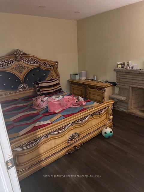 Photo 4 of Unit Upper, 3038 Coral Drive, Mississauga, Malton — HOMEH