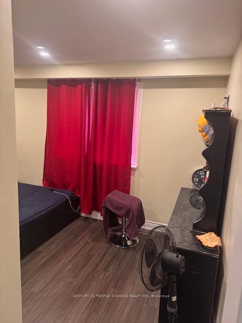 Photo 11 of Unit Upper, 3038 Coral Drive, Mississauga, Malton — HOMEH