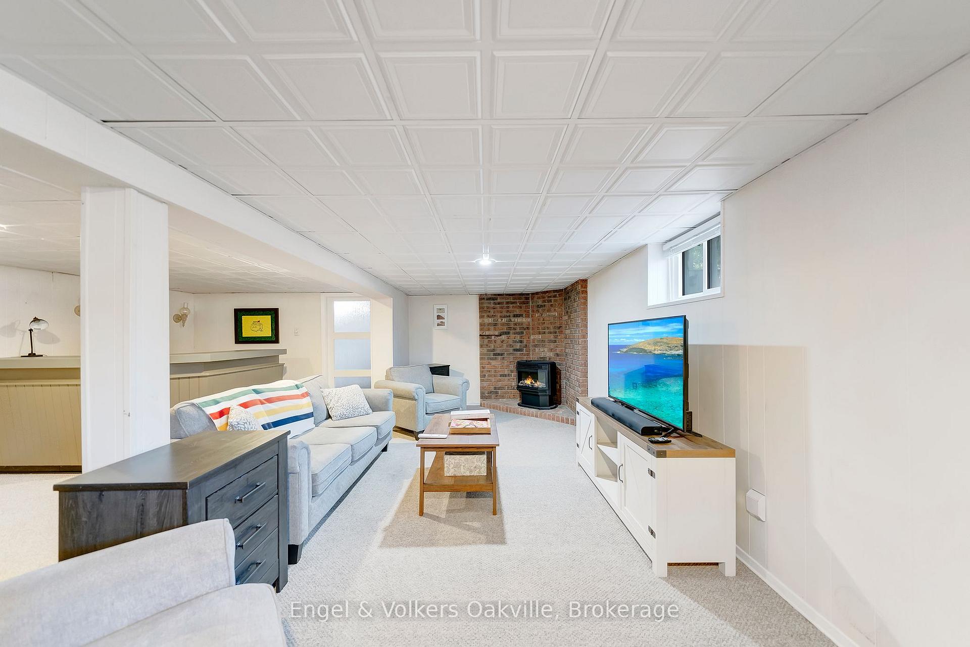 Photo 17 of 1354 Ontario Street, Burlington, Brant — HOMEH
