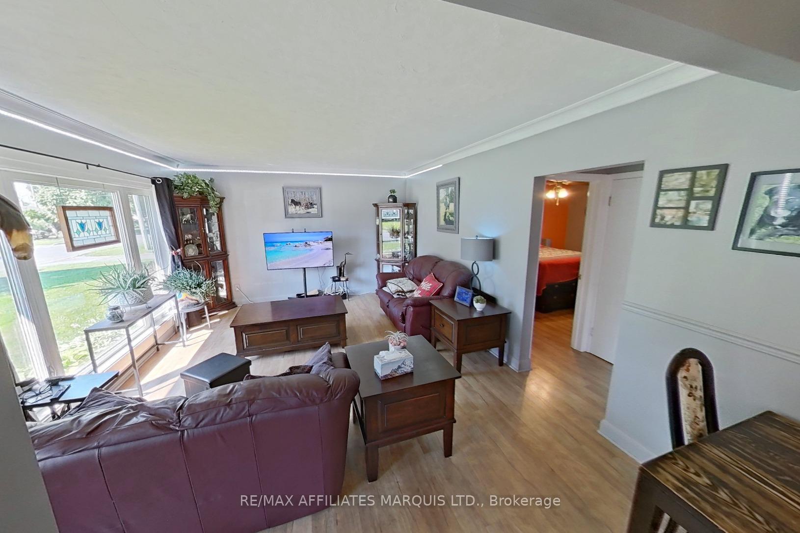 Photo 8 of 1015 Edythe Avenue, Cornwall, Cornwall — HOMEH