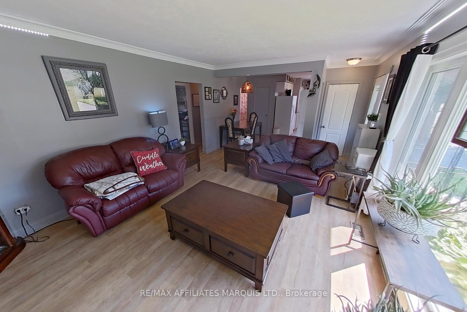 Photo 9 of 1015 Edythe Avenue, Cornwall, Cornwall — HOMEH
