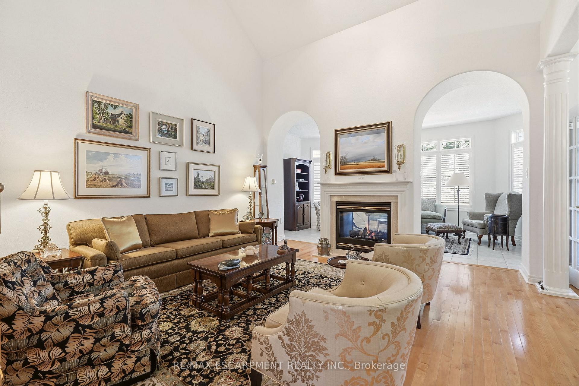 Photo 19 of 4172 Stonebridge Crescent, Burlington, Rose — HOMEH
