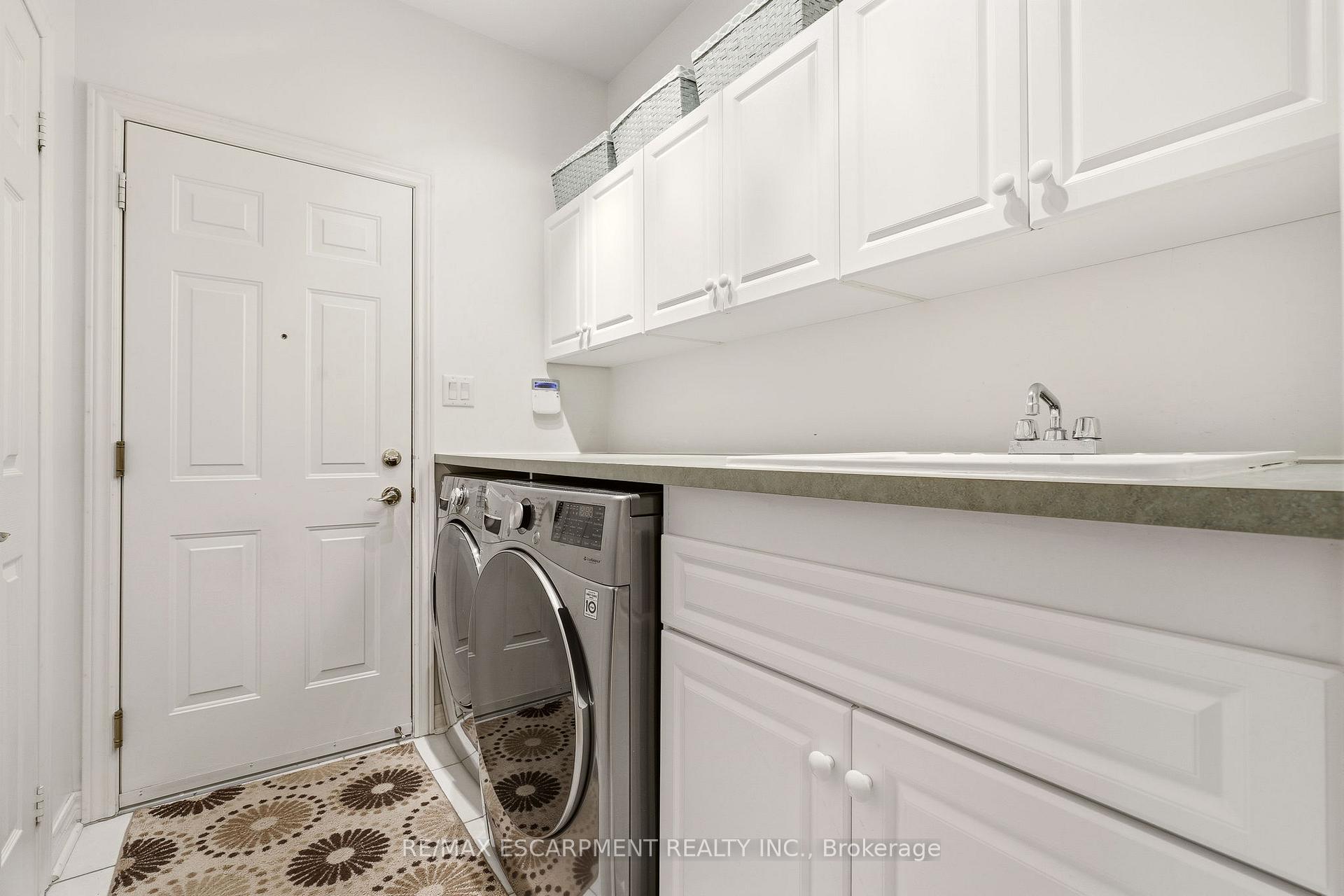 Photo 30 of 4172 Stonebridge Crescent, Burlington, Rose — HOMEH