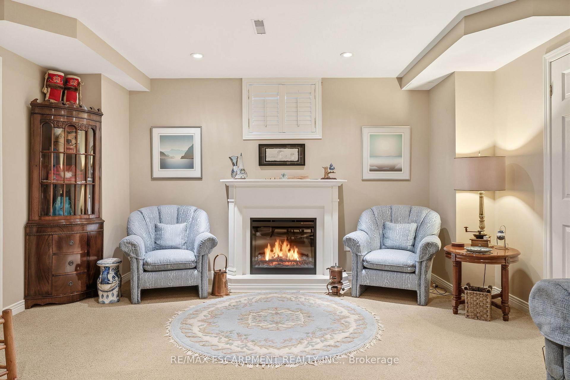 Photo 38 of 4172 Stonebridge Crescent, Burlington, Rose — HOMEH