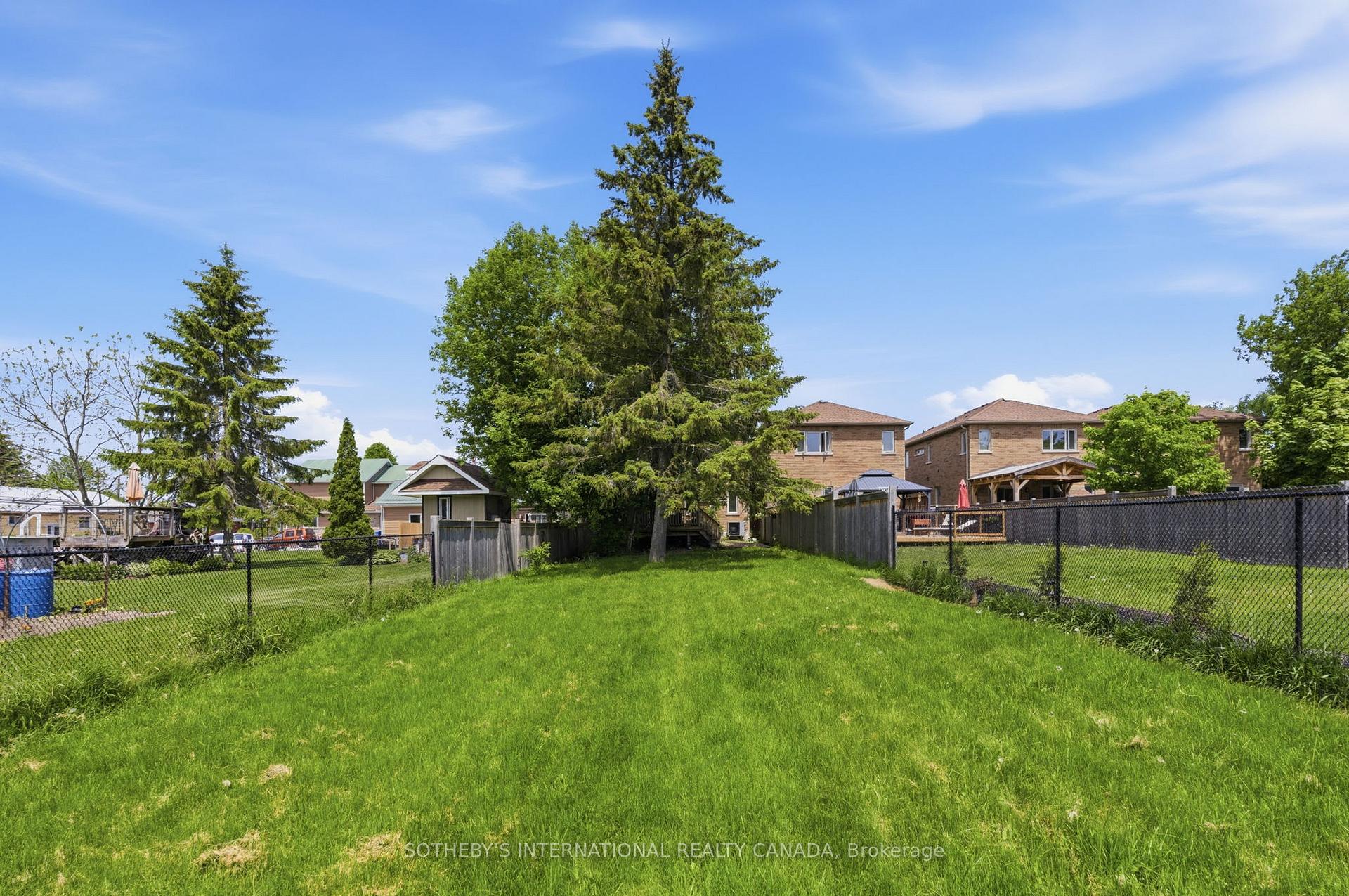 Photo 41 of 71 Burke Street, Georgina, Sutton & Jackson's Point — HOMEH