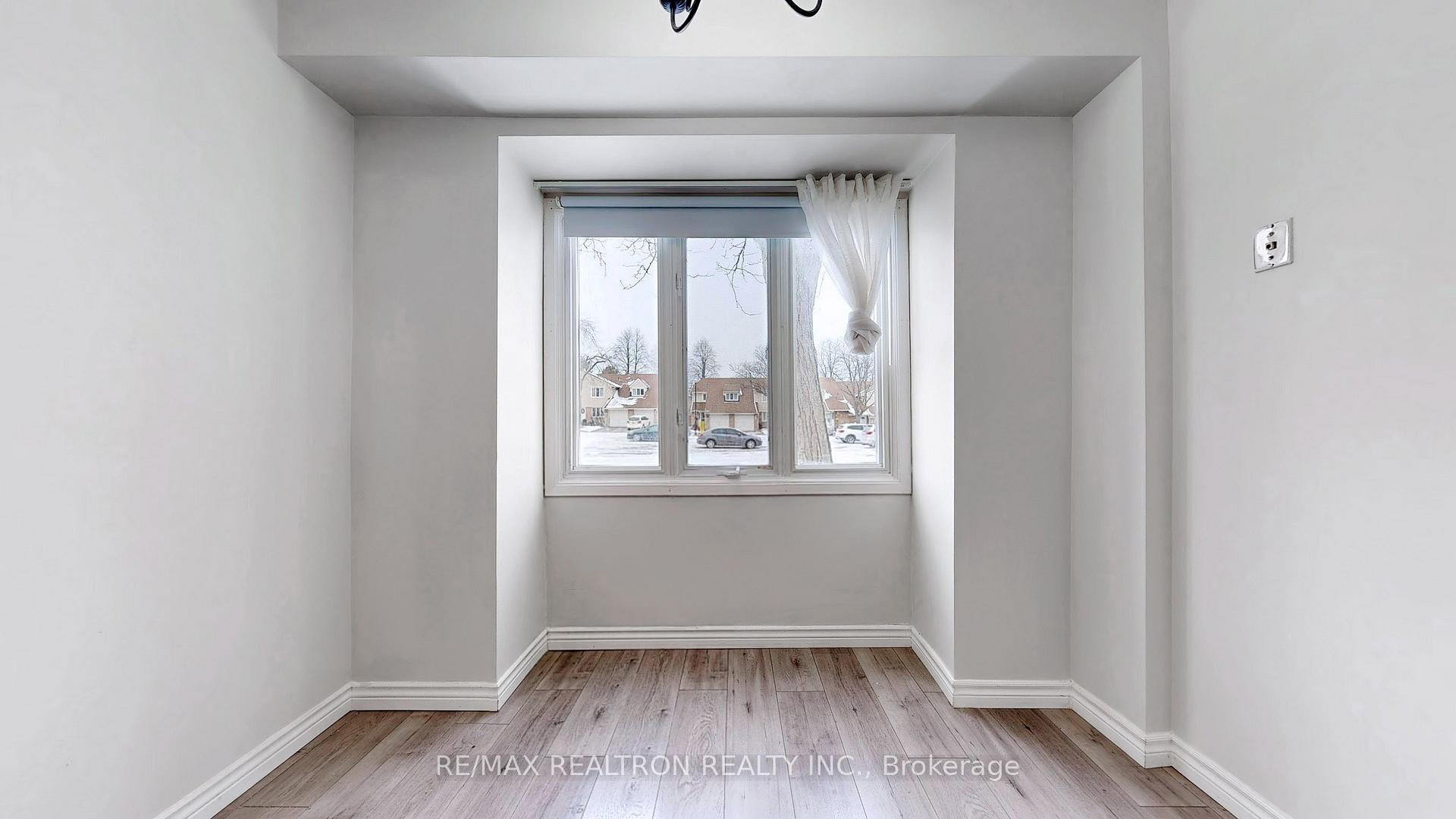 Photo 12 of Unit 60, 2079 The Collegeway Way, Mississauga, Erin Mills — HOMEH
