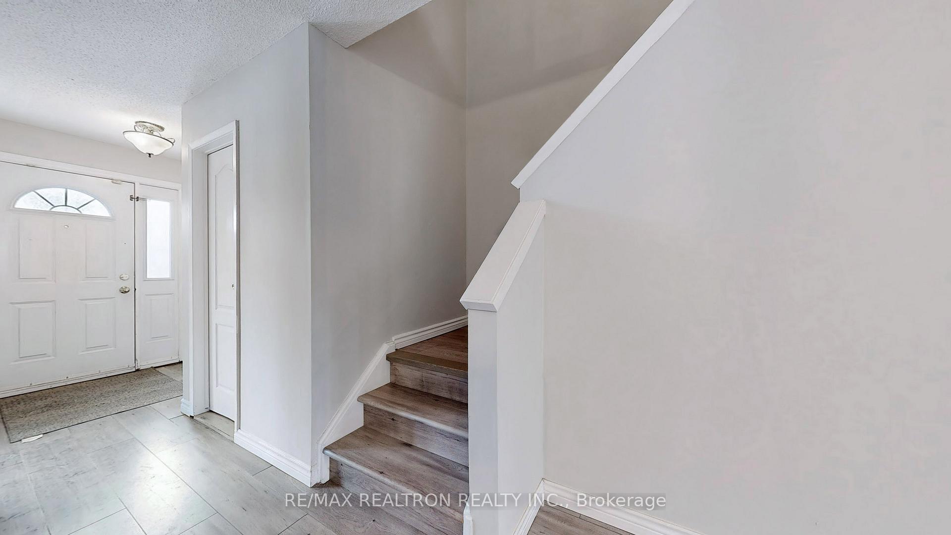 Photo 14 of Unit 60, 2079 The Collegeway Way, Mississauga, Erin Mills — HOMEH