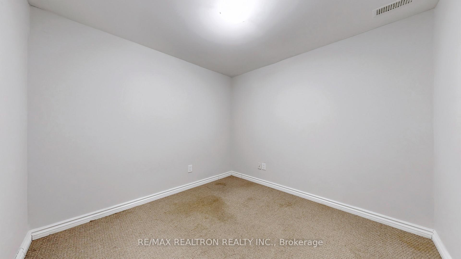 Photo 28 of Unit 60, 2079 The Collegeway Way, Mississauga, Erin Mills — HOMEH