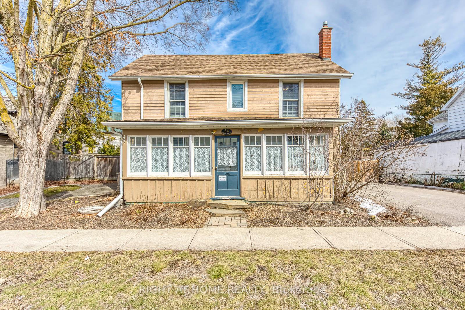 Photo 31 of 24 Mill Street N, Brampton, Downtown Brampton — HOMEH