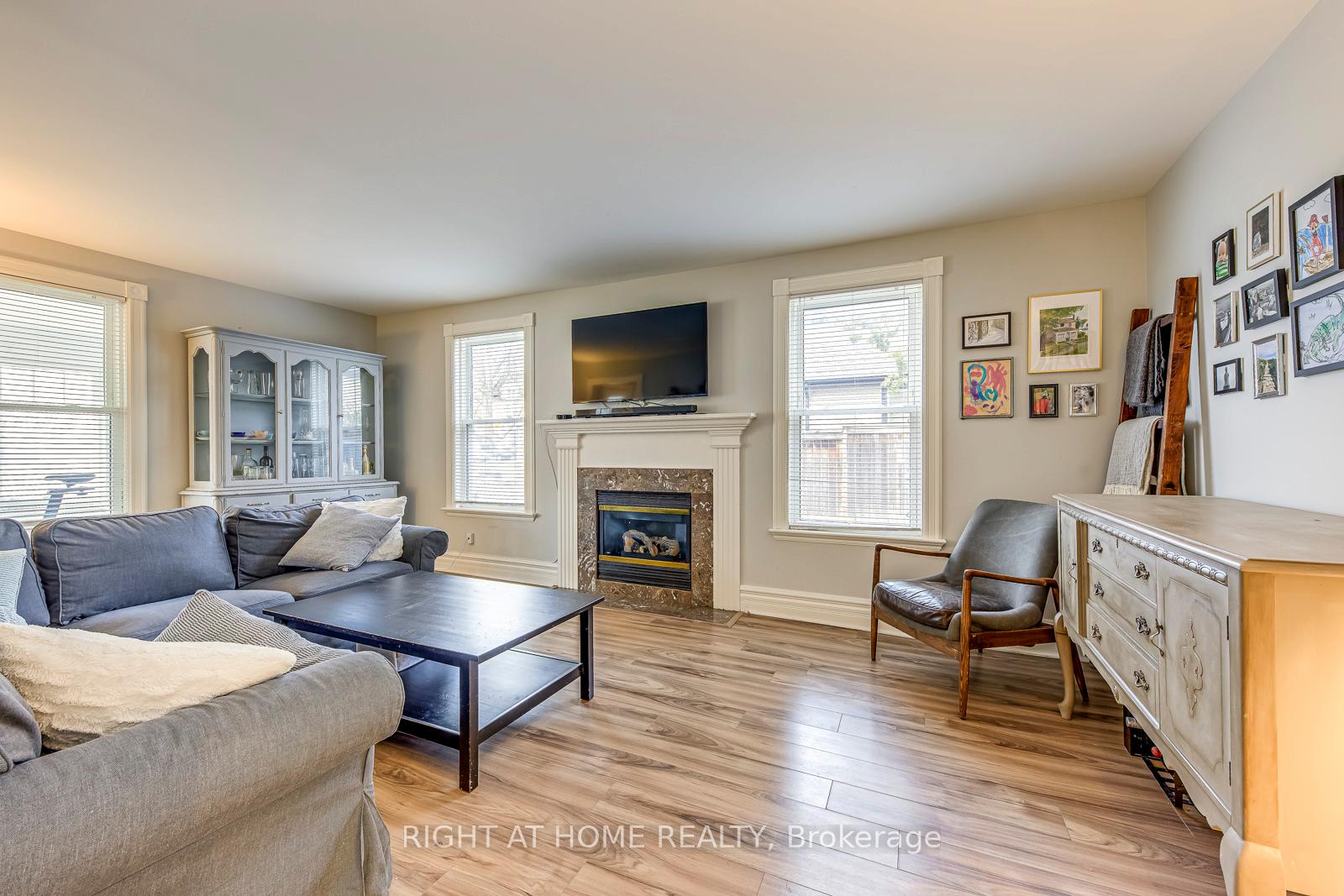 Photo 11 of 24 Mill Street N, Brampton, Downtown Brampton — HOMEH