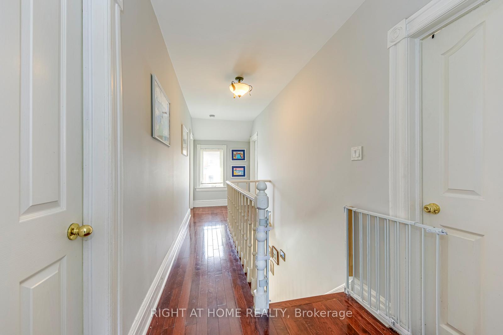 Photo 20 of 24 Mill Street N, Brampton, Downtown Brampton — HOMEH
