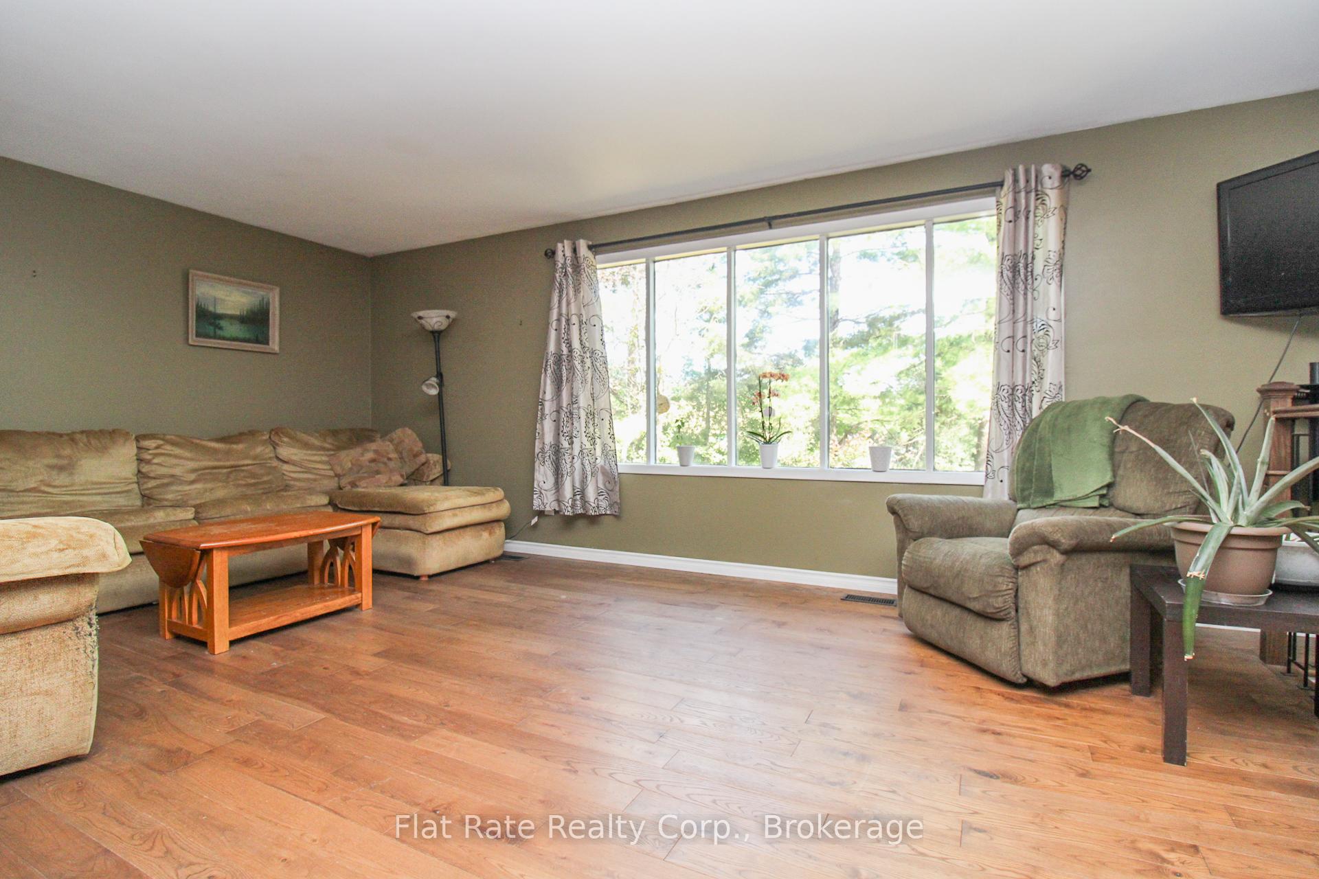 Photo 13 of 2241 Brown Line, Cavan Monaghan, Cavan-Monaghan — HOMEH