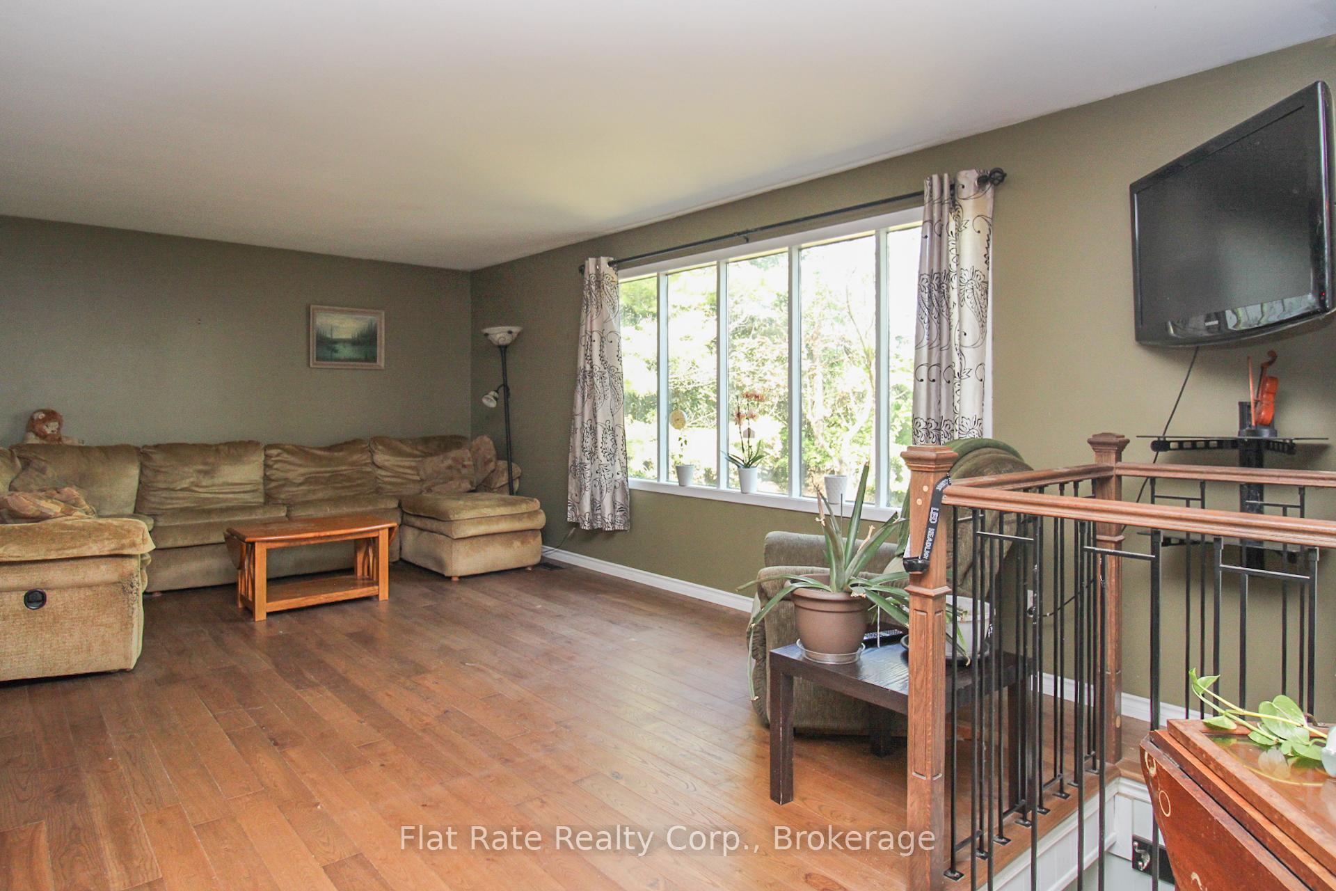 Photo 14 of 2241 Brown Line, Cavan Monaghan, Cavan-Monaghan — HOMEH