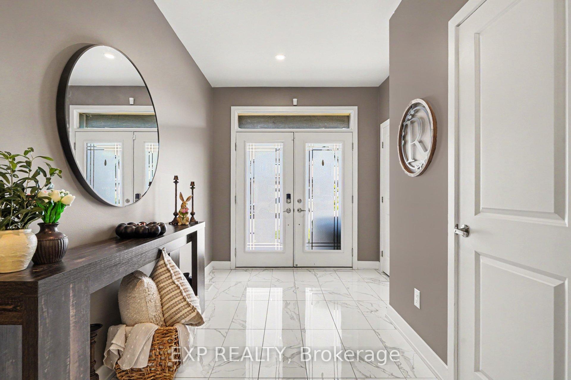 Photo 4 of 41 Nettle Crescent, Ottawa, Leitrim — HOMEH