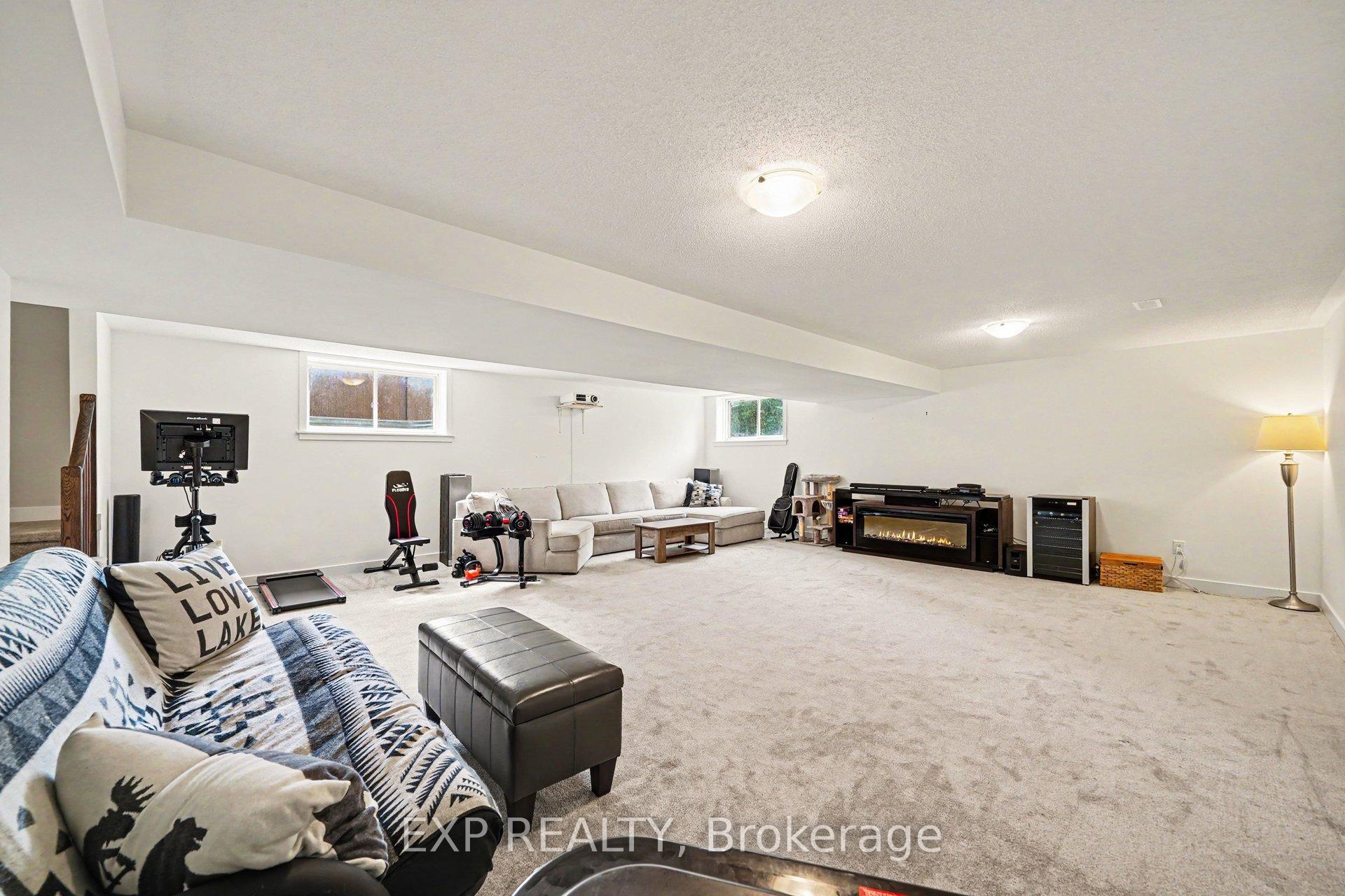 Photo 26 of 41 Nettle Crescent, Ottawa, Leitrim — HOMEH