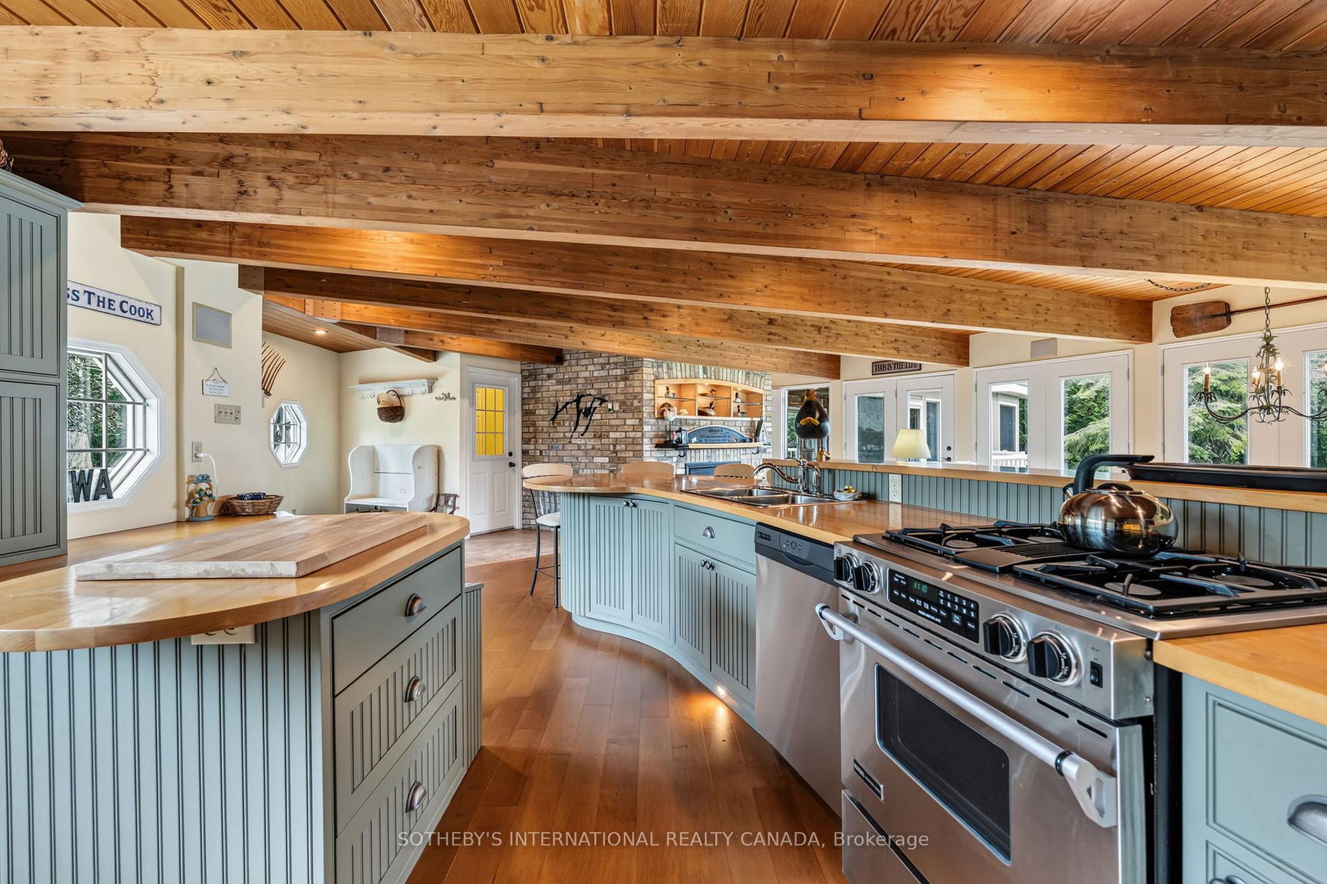 Photo 8 of 101 Ridge Drive, Kawartha Lakes, Bexley — HOMEH