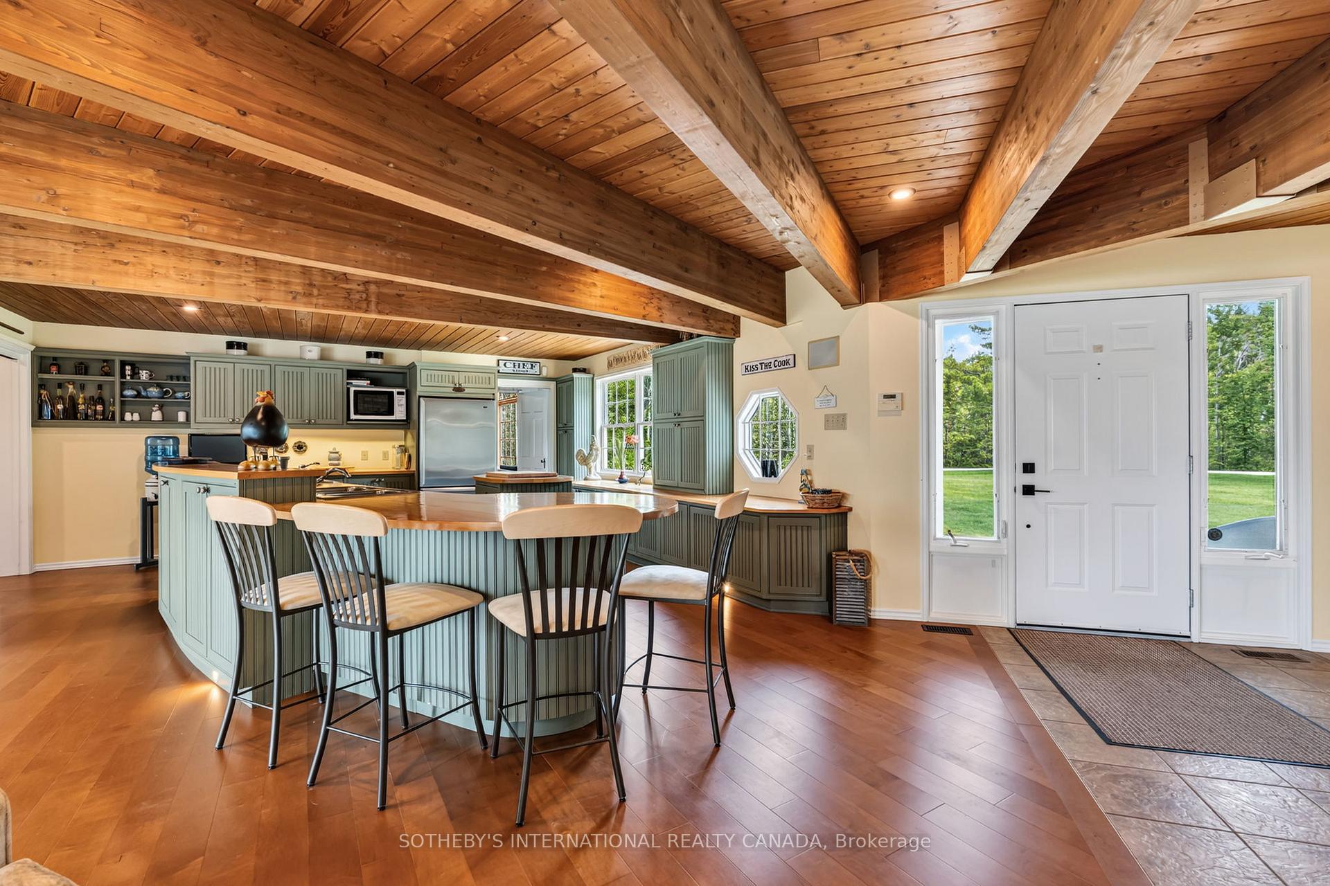 Photo 9 of 101 Ridge Drive, Kawartha Lakes, Bexley — HOMEH