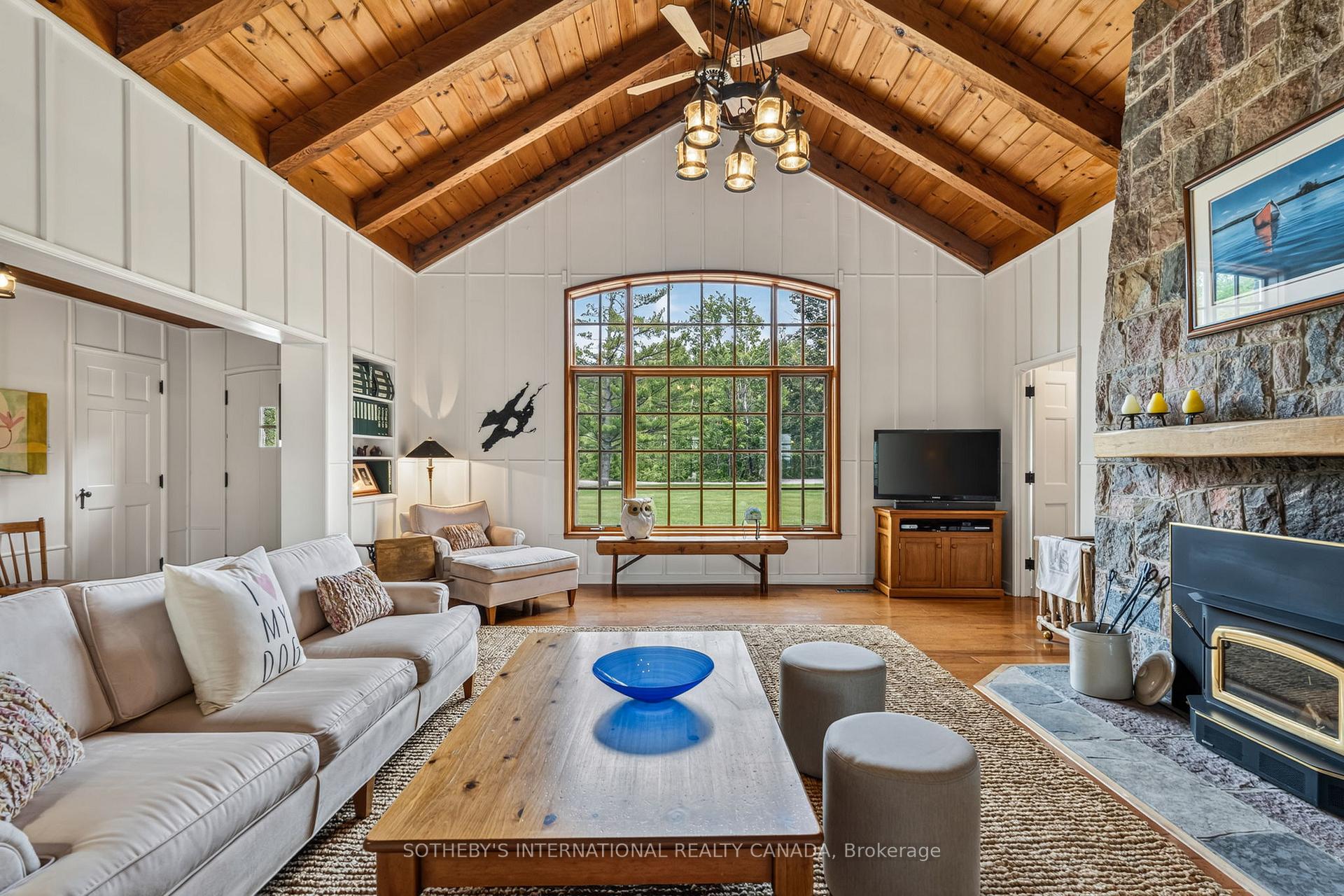 Photo 18 of 101 Ridge Drive, Kawartha Lakes, Bexley — HOMEH
