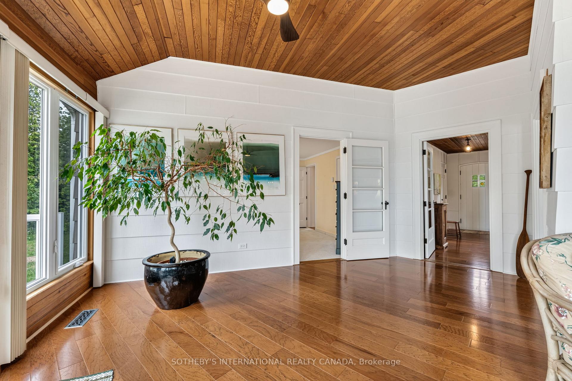 Photo 24 of 101 Ridge Drive, Kawartha Lakes, Bexley — HOMEH