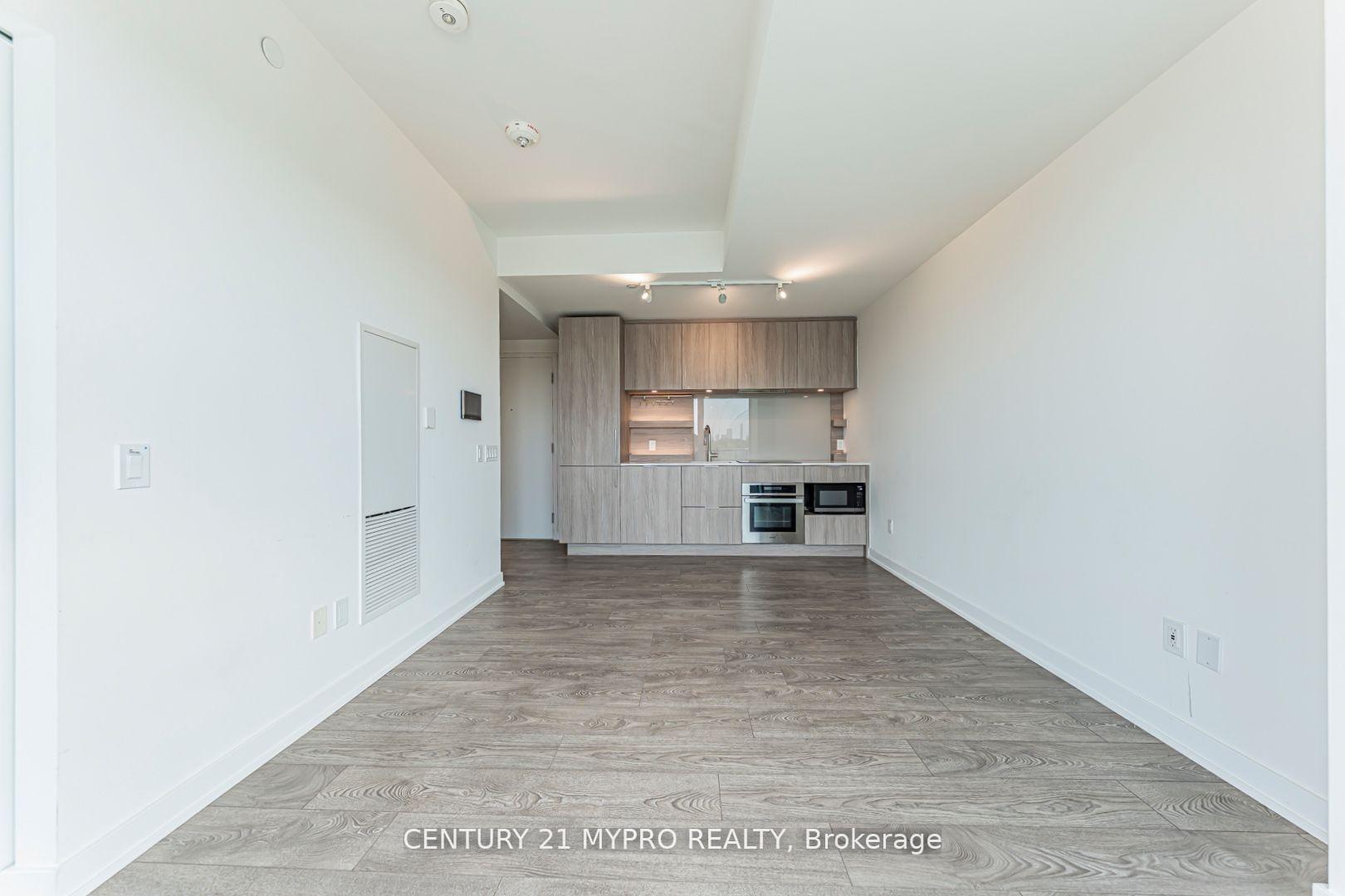 Photo 7 of Unit 520, 28 Ann Street, Mississauga, Port Credit — HOMEH