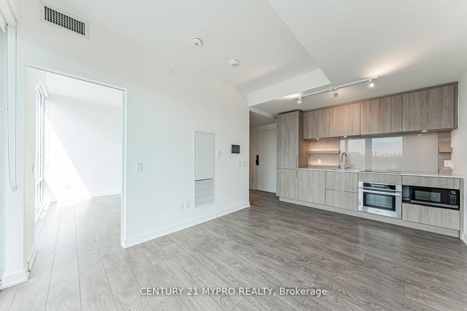 Photo 8 of Unit 520, 28 Ann Street, Mississauga, Port Credit — HOMEH