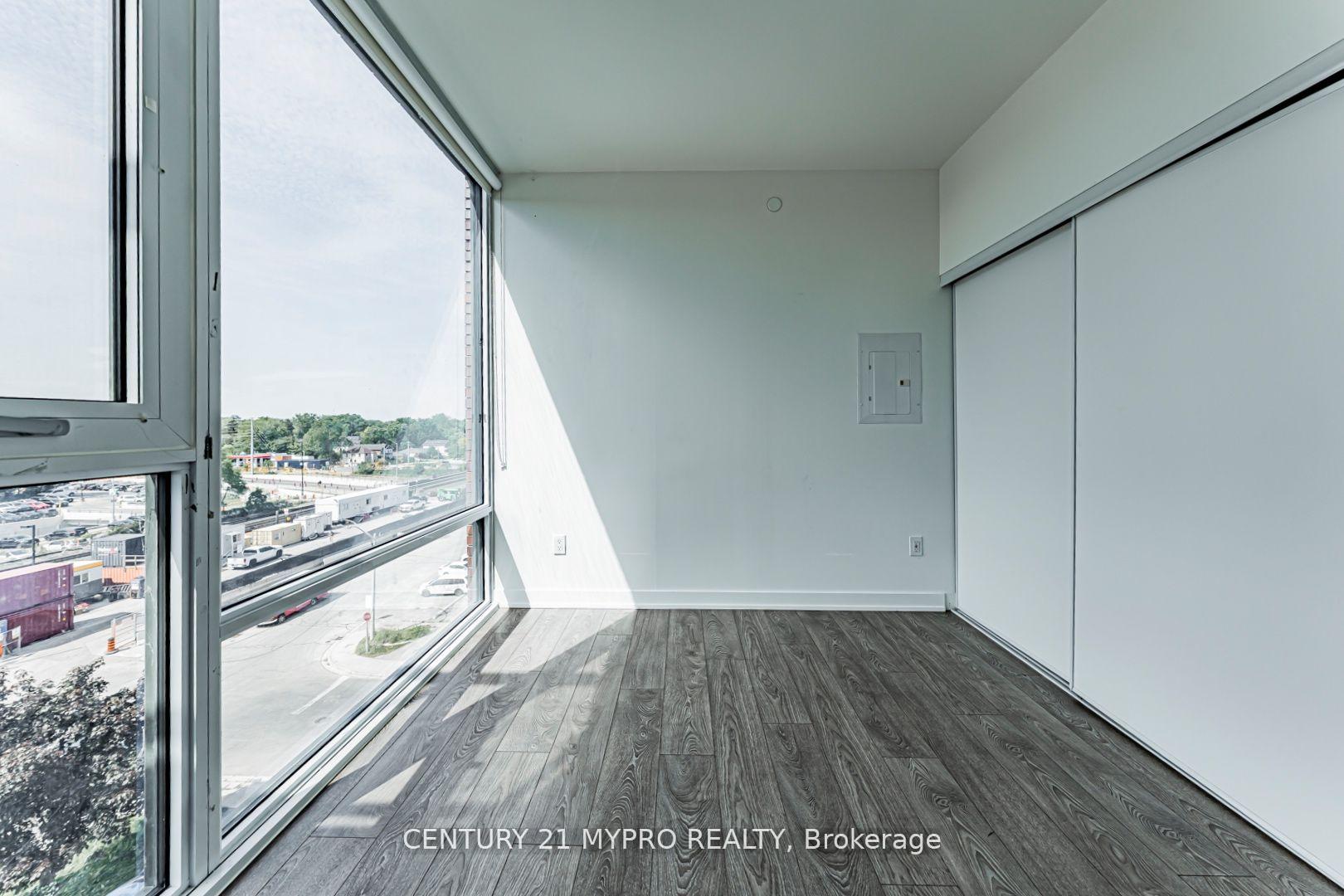 Photo 16 of Unit 520, 28 Ann Street, Mississauga, Port Credit — HOMEH