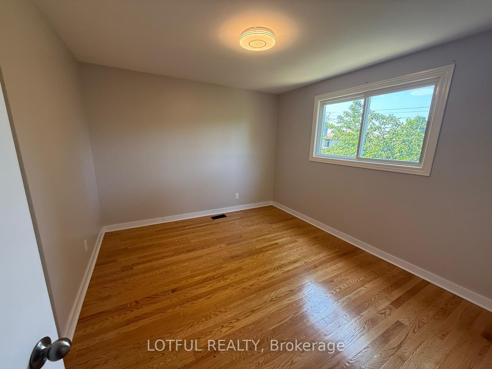 Photo 13 of Unit A, 2647 Priscilla Street, Ottawa, Britannia — HOMEH