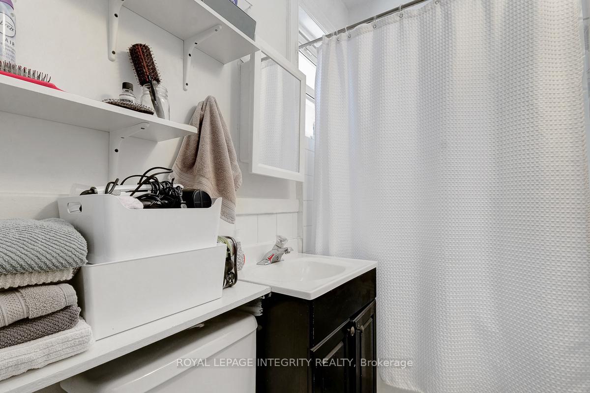 Photo 8 of 199 Henderson Avenue, Ottawa, Sandy Hill — HOMEH