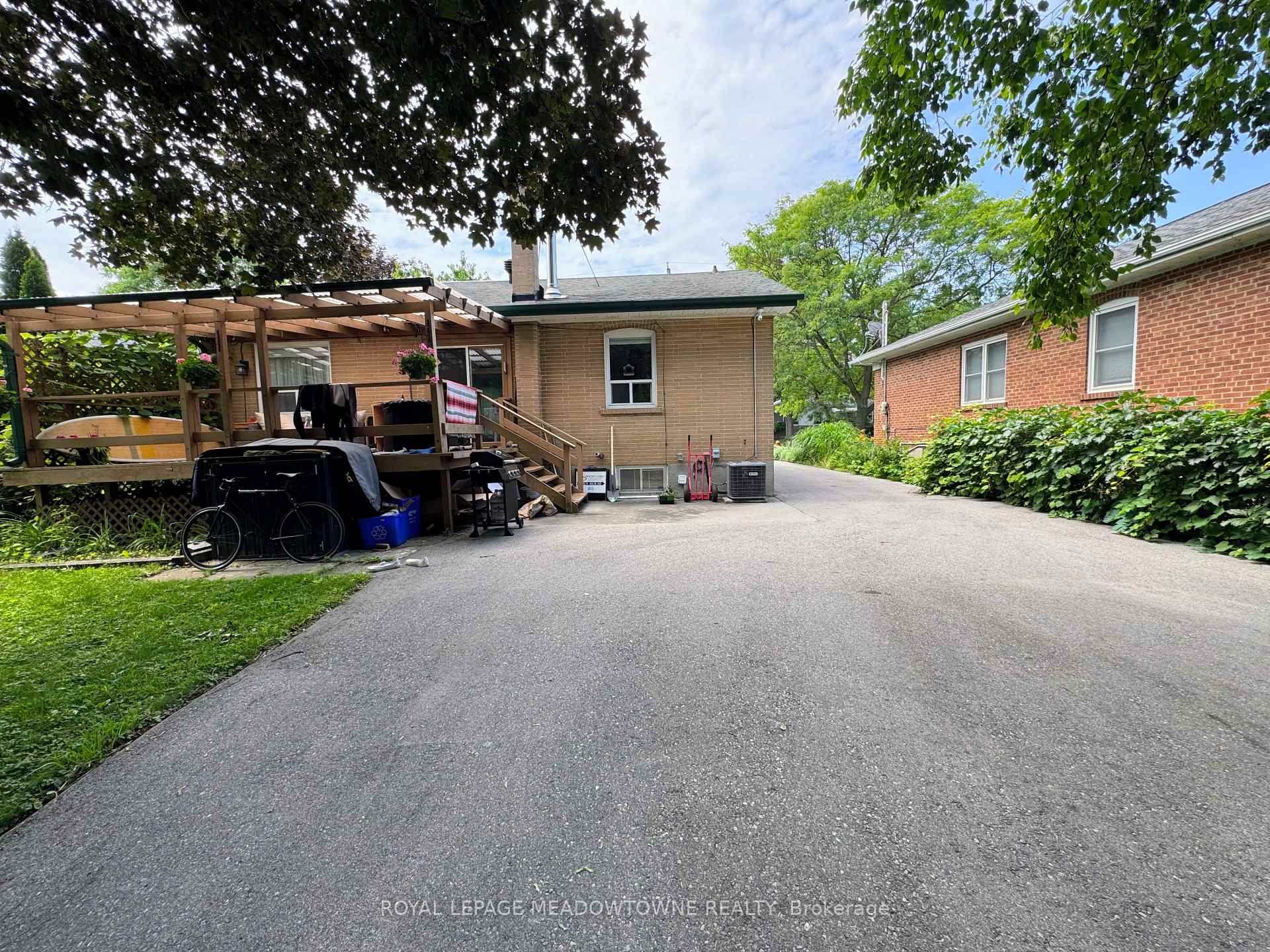 Photo 5 of Unit Bsmt, 54 Hewson Crescent, Halton Hills, Georgetown — HOMEH