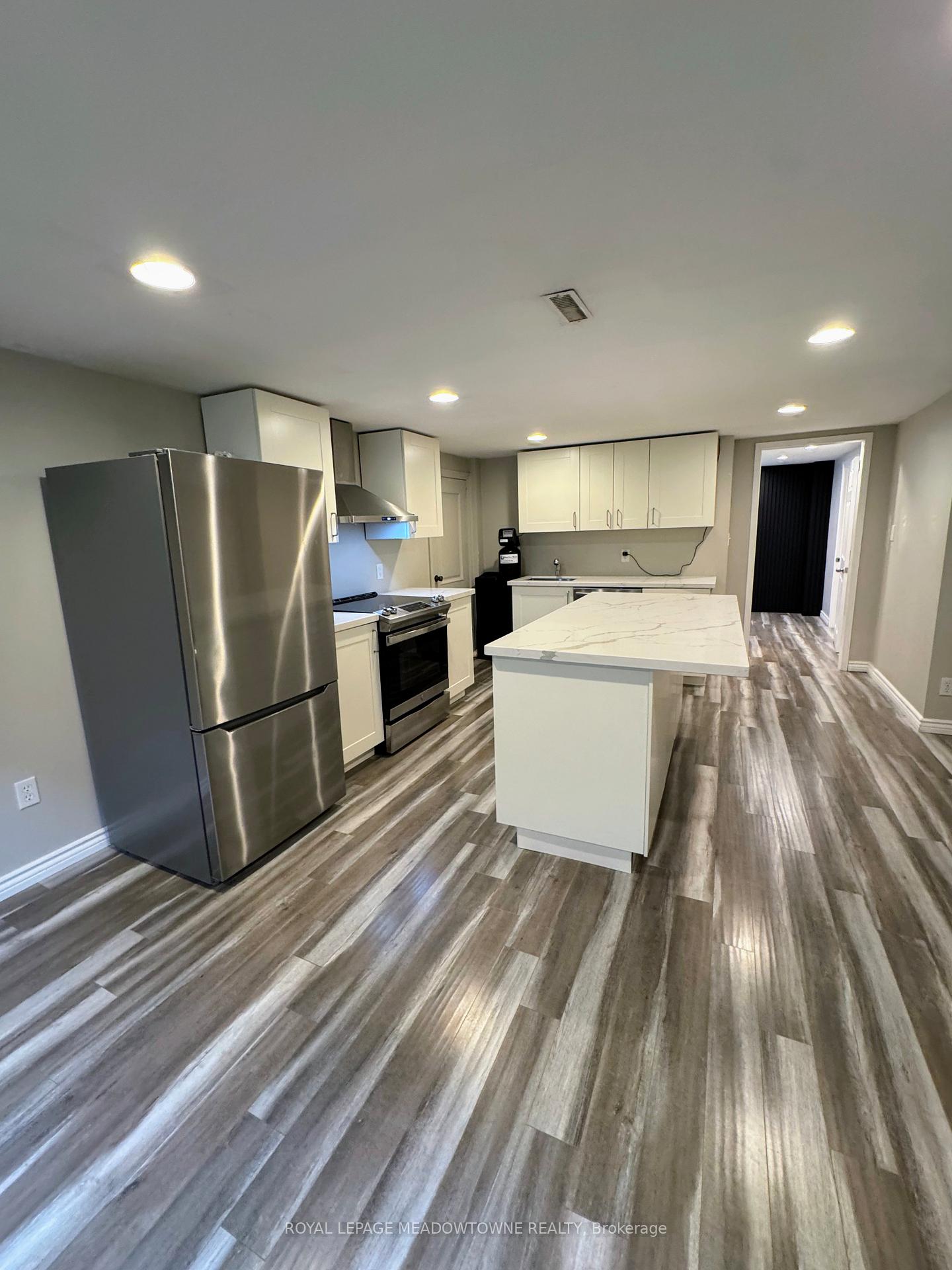 Photo 10 of Unit Bsmt, 54 Hewson Crescent, Halton Hills, Georgetown — HOMEH