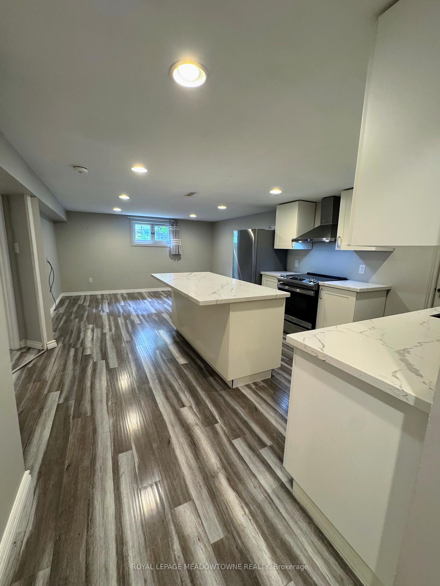 Photo 14 of Unit Bsmt, 54 Hewson Crescent, Halton Hills, Georgetown — HOMEH
