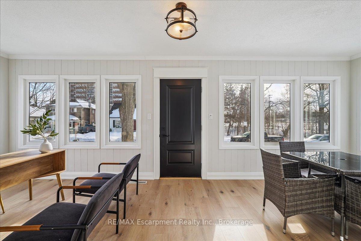 Photo 2 of 135 Deane Avenue, Oakville, Central — HOMEH