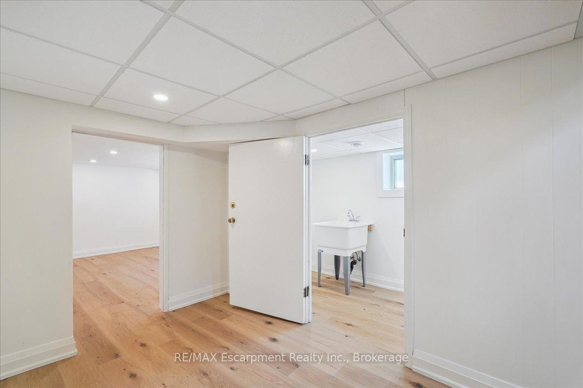 Photo 16 of 135 Deane Avenue, Oakville, Central — HOMEH