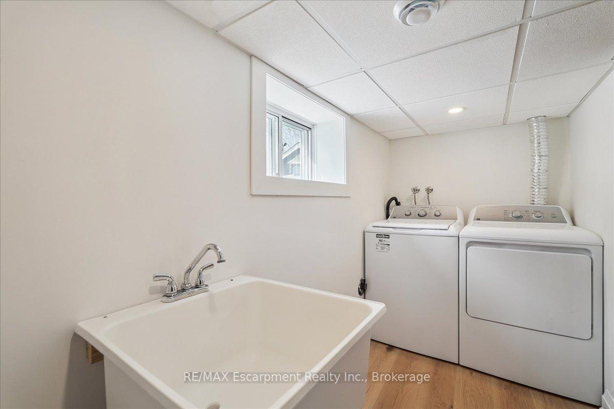 Photo 17 of 135 Deane Avenue, Oakville, Central — HOMEH