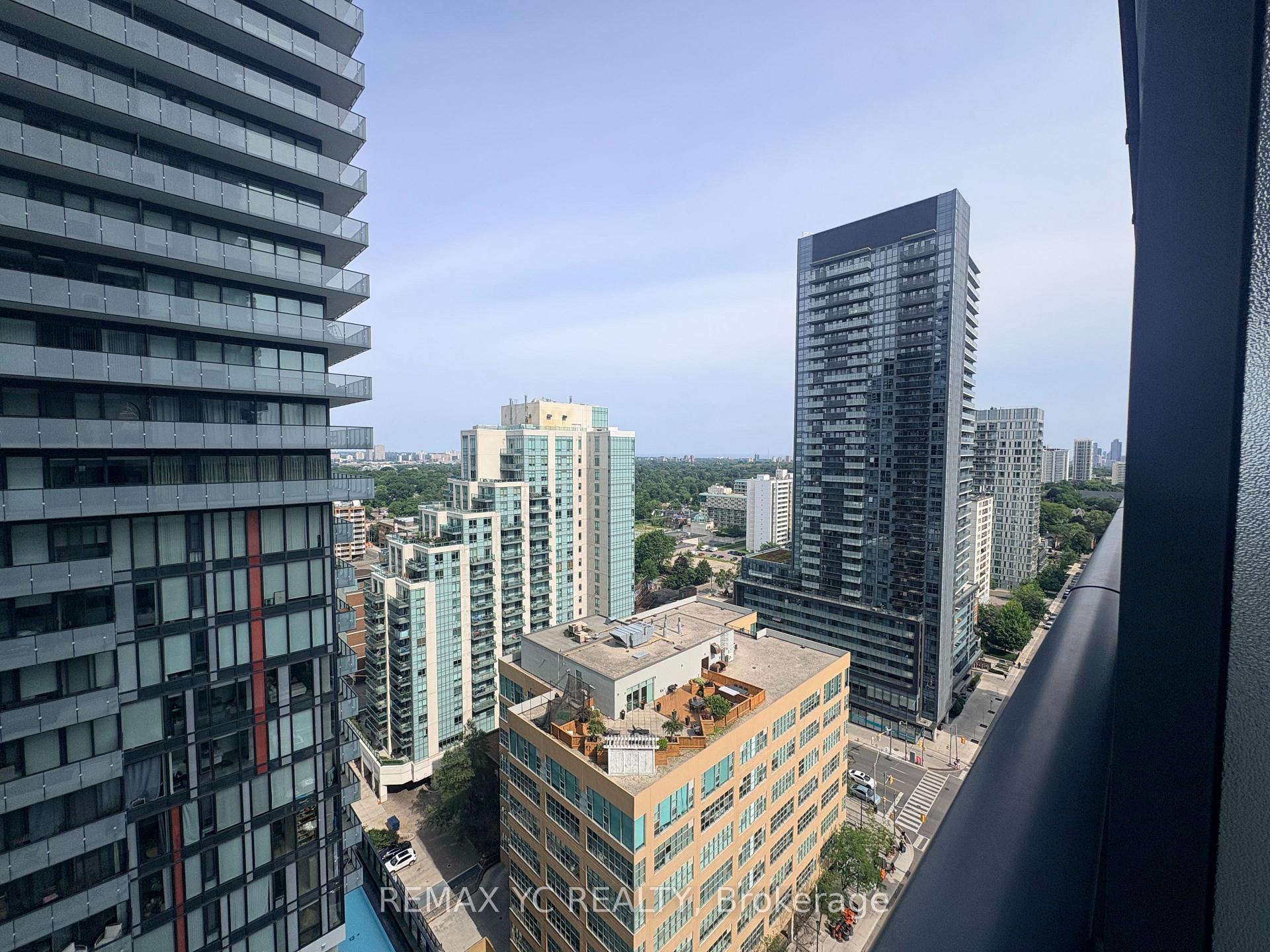 Photo 12 of Unit 2009, 161 Roehampton Avenue, Toronto, Mount Pleasant West — HOMEH