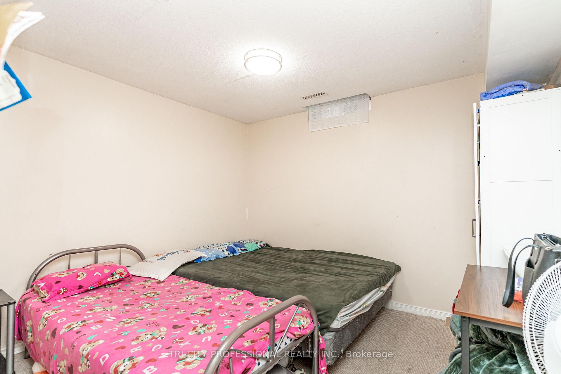 Photo 40 of 2 Burnley Place, Brampton, Heart Lake West — HOMEH