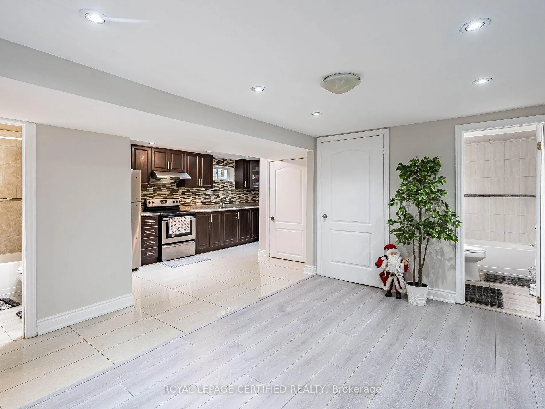 Photo 33 of 82 Crow Trail, Scarborough, Malvern — HOMEH