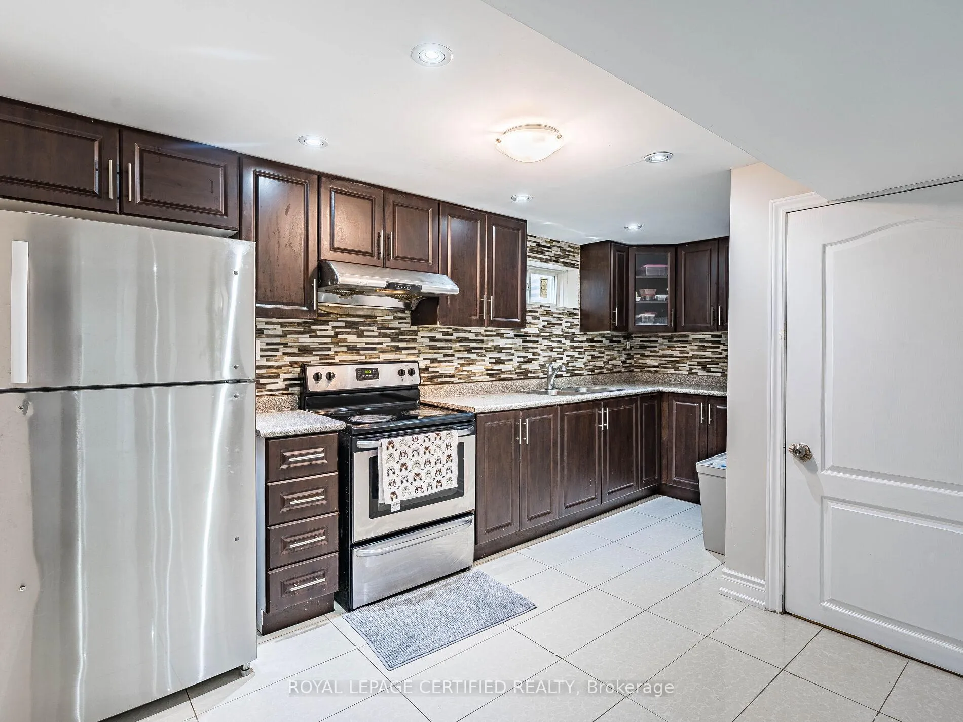 Photo 36 of 82 Crow Trail, Scarborough, Malvern — HOMEH