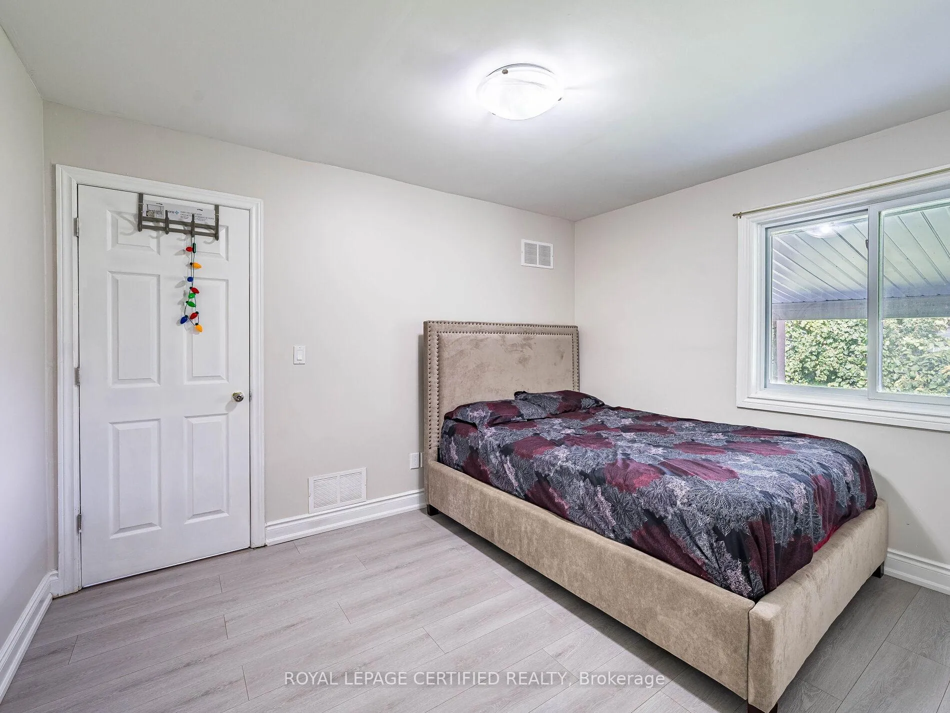 Photo 45 of 82 Crow Trail, Scarborough, Malvern — HOMEH