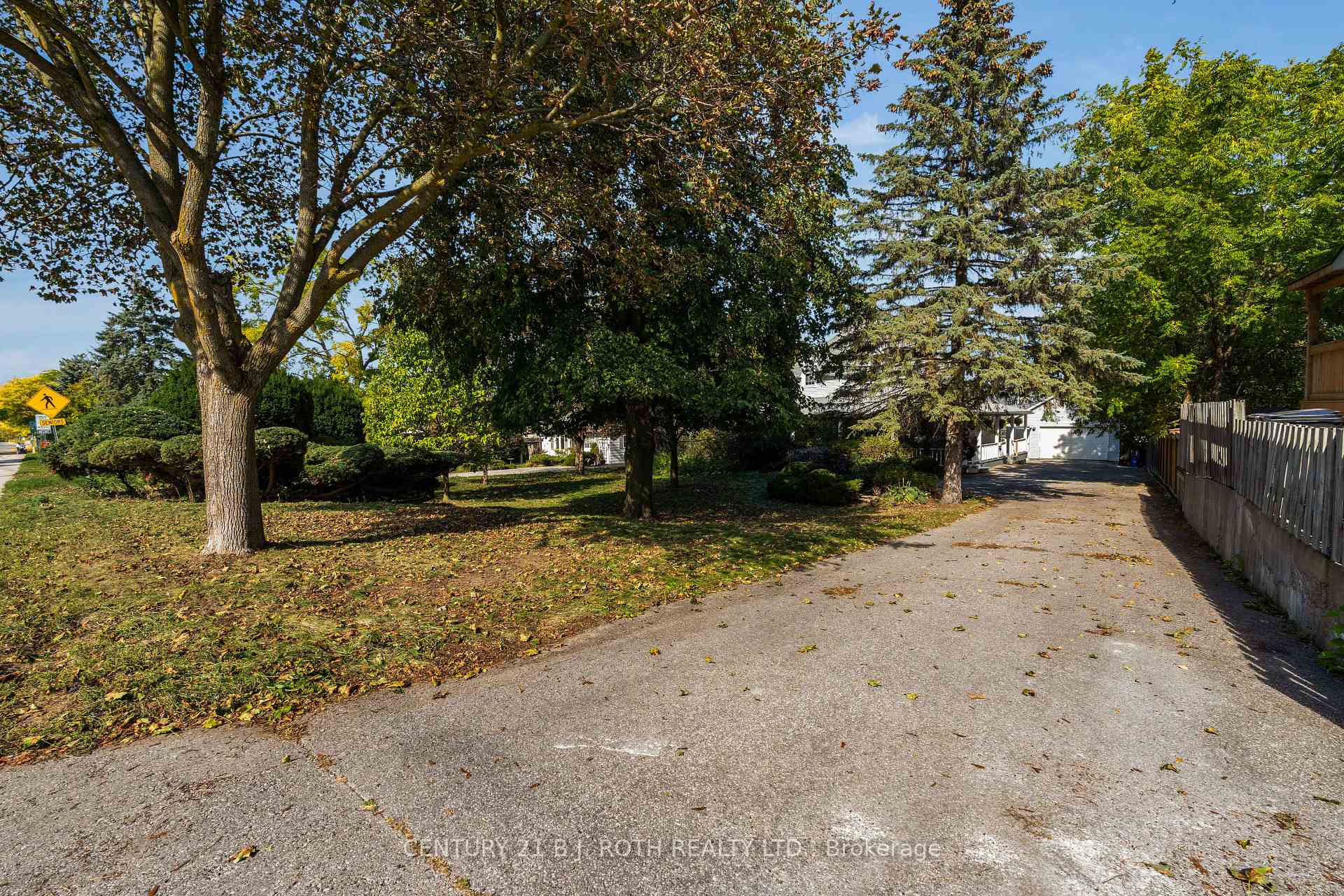Photo 2 of 70 Baldwin Lane, Barrie, Allandale — HOMEH