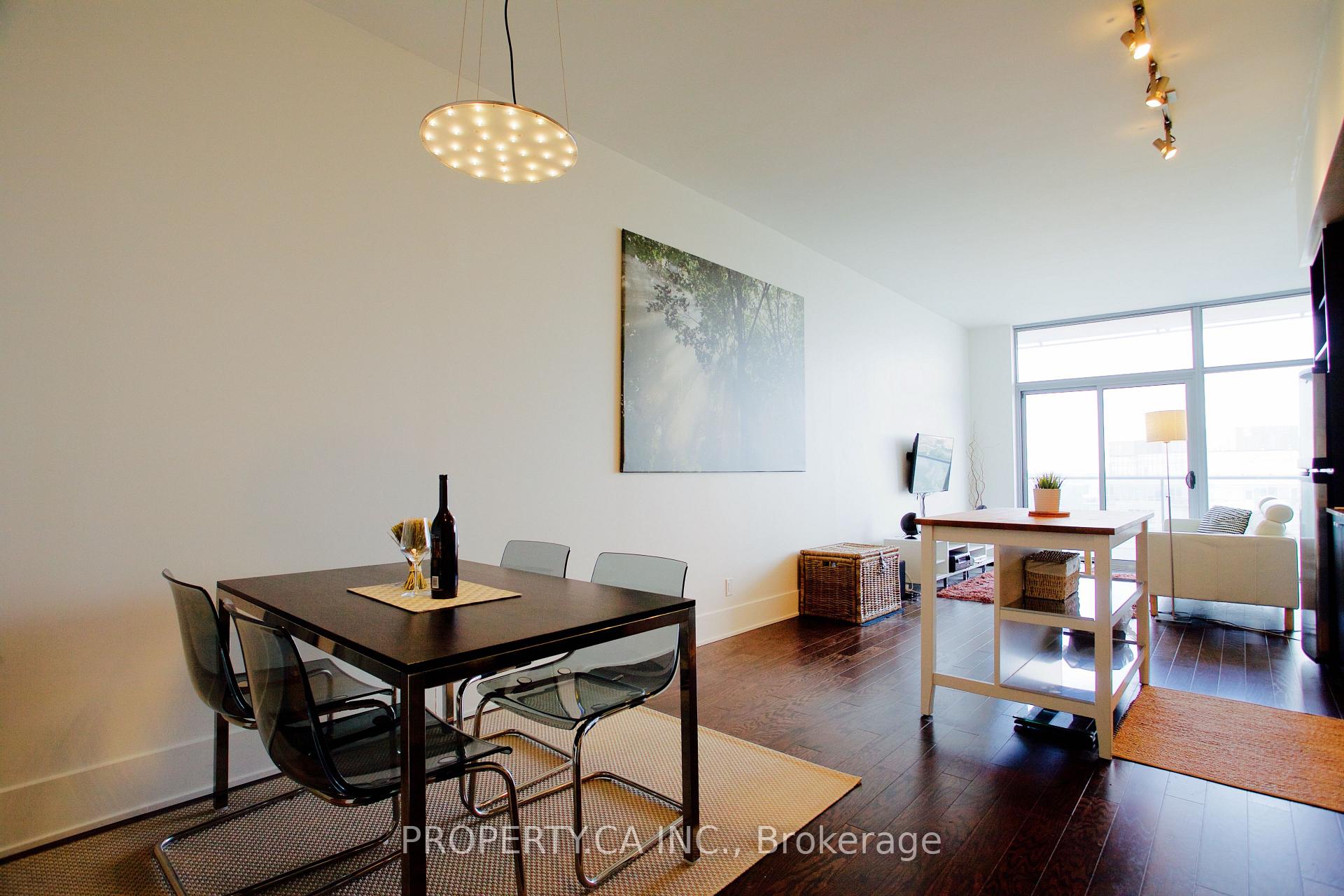 Photo 6 of Unit 2815, 103 The Queensway, Toronto, High Park-Swansea — HOMEH