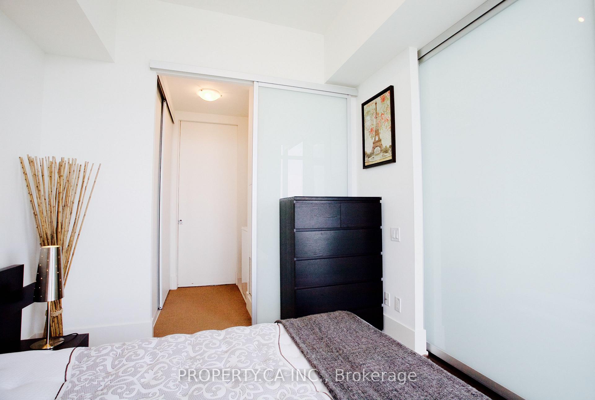 Photo 10 of Unit 2815, 103 The Queensway, Toronto, High Park-Swansea — HOMEH