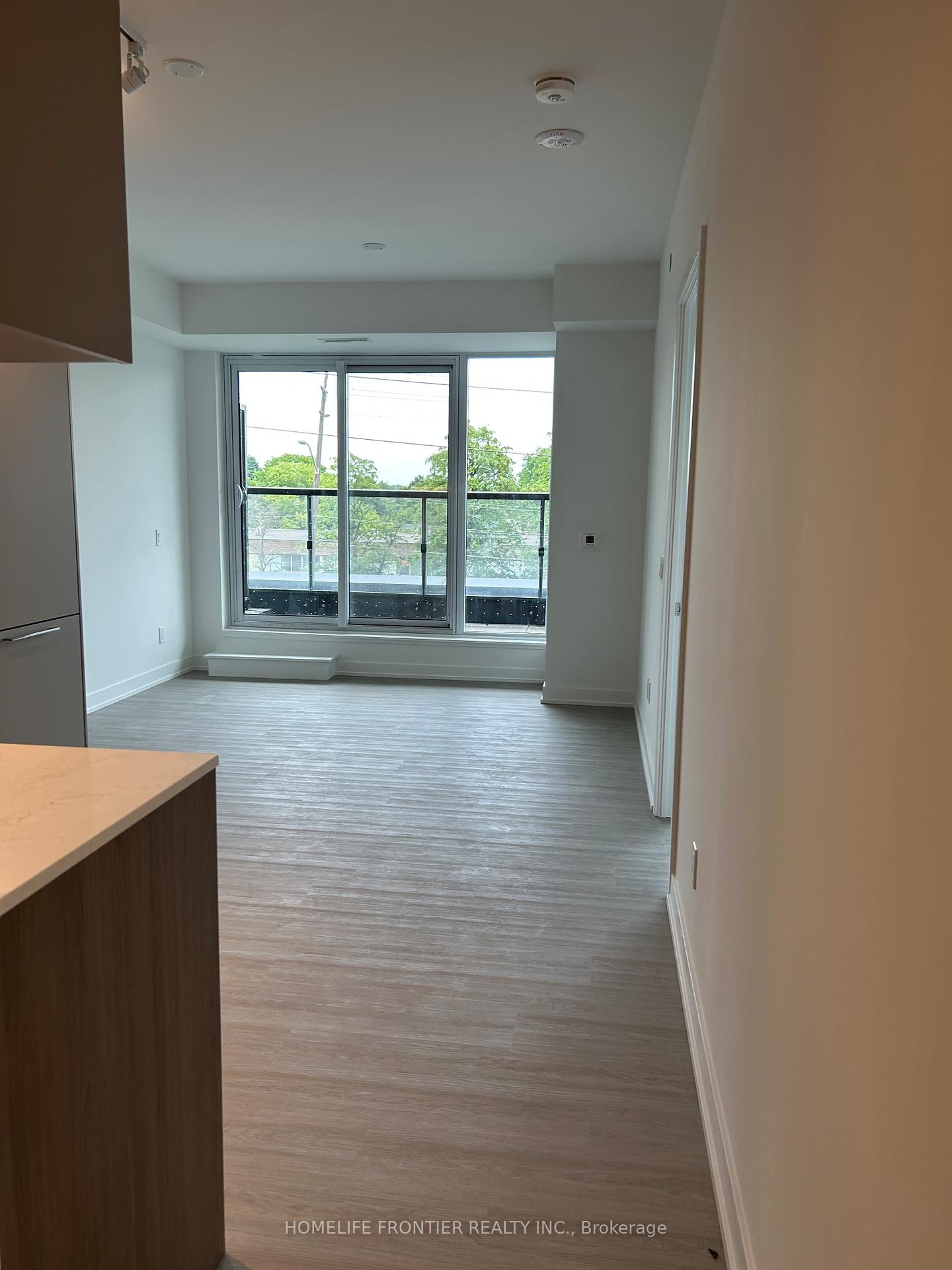 Photo 2 of Unit 315, 8188 Yonge Street, Vaughan, Uplands — HOMEH