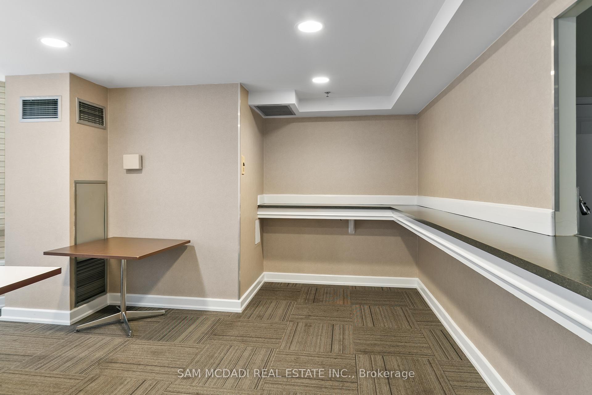 Photo 22 of Unit 2205, 24 Hanover Road, Brampton, Queen Street Corridor — HOMEH