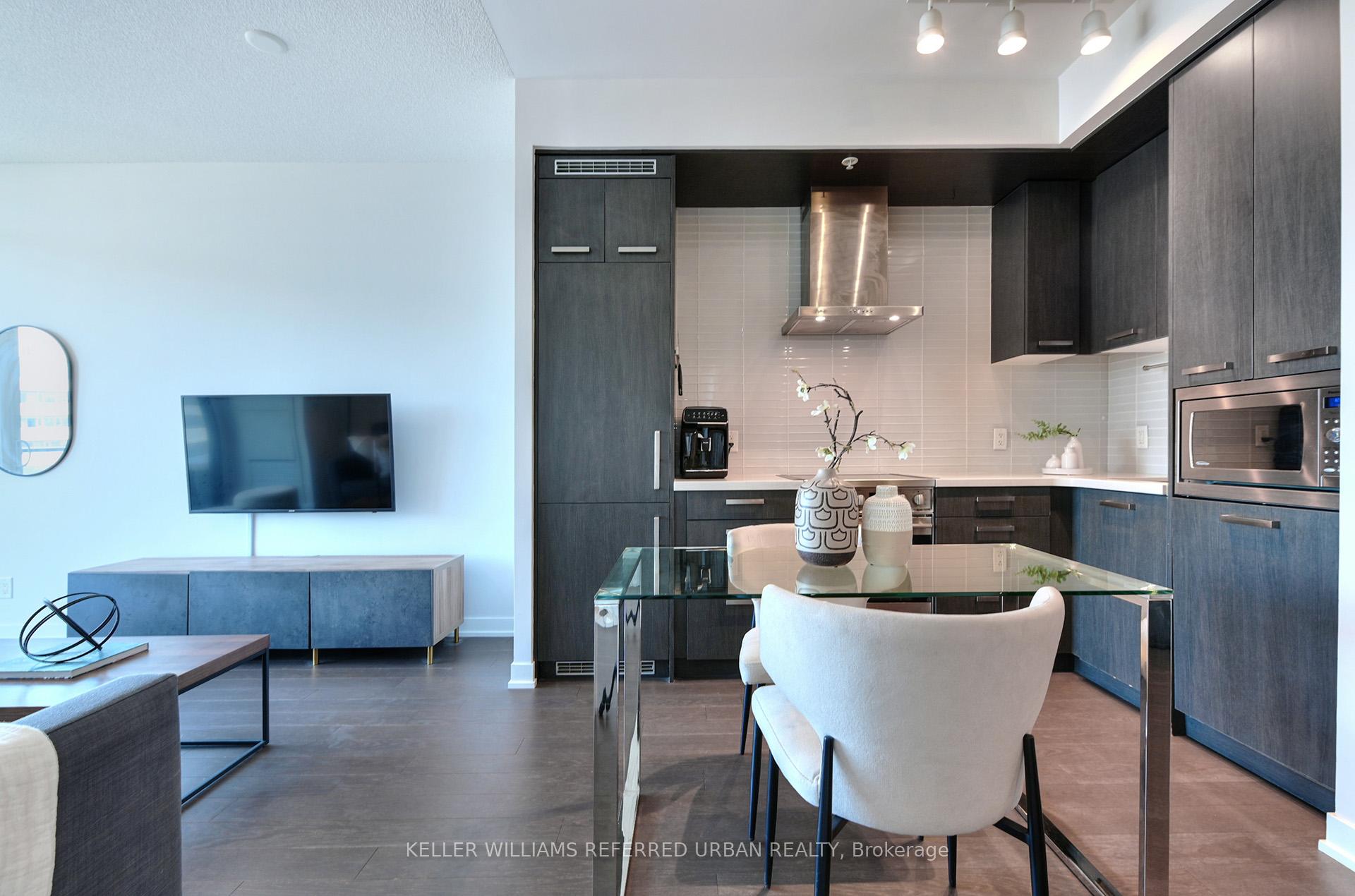 Photo 11 of Unit N817, 120 Bayview Avenue, Toronto, Waterfront Communities — HOMEH