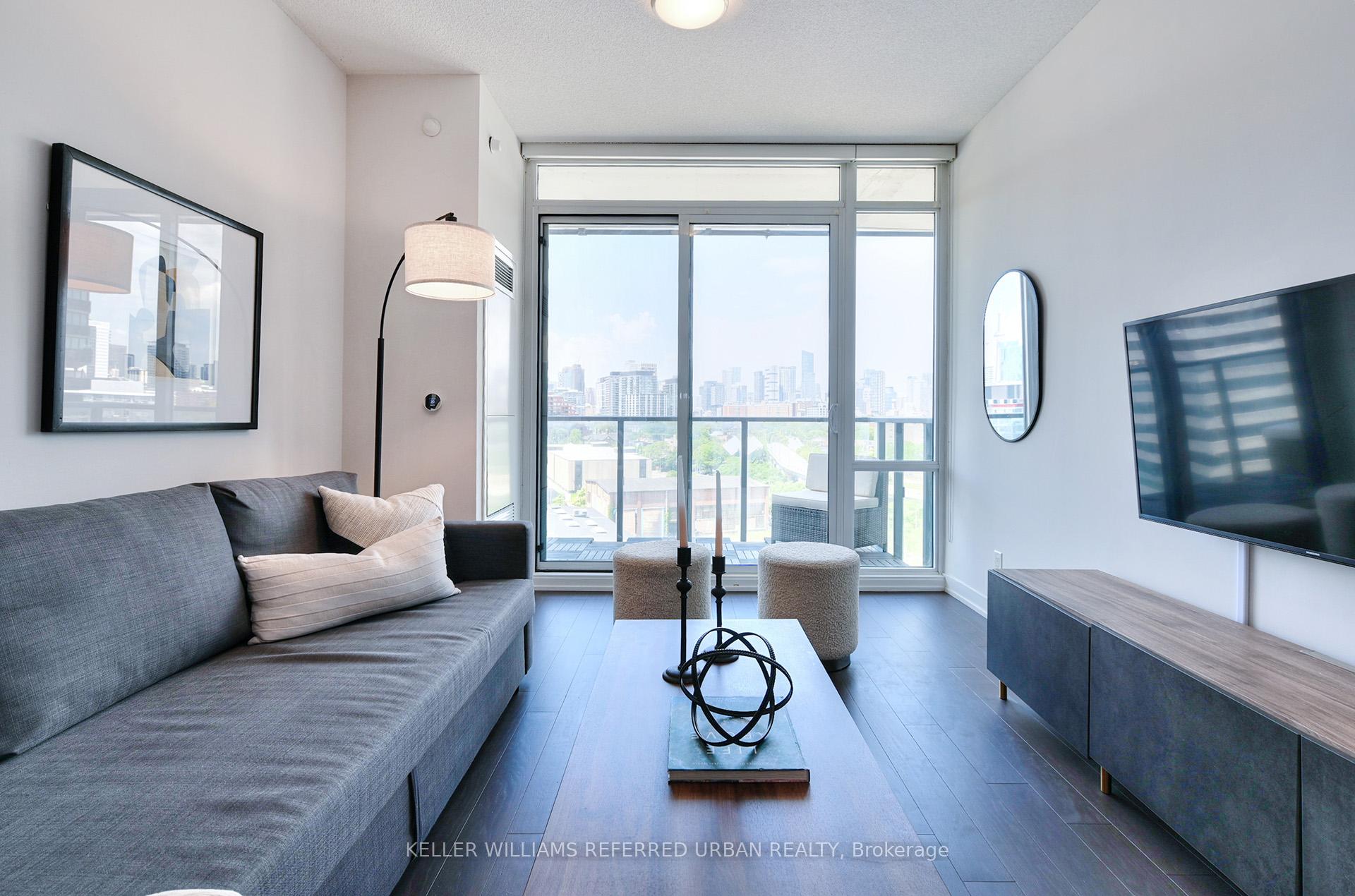 Photo 16 of Unit N817, 120 Bayview Avenue, Toronto, Waterfront Communities — HOMEH