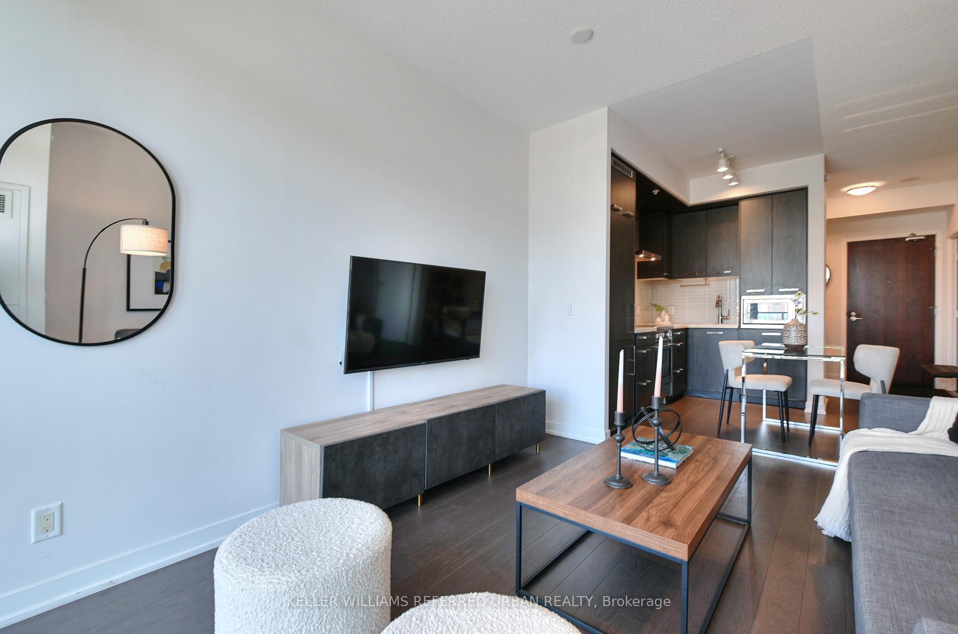 Photo 19 of Unit N817, 120 Bayview Avenue, Toronto, Waterfront Communities — HOMEH