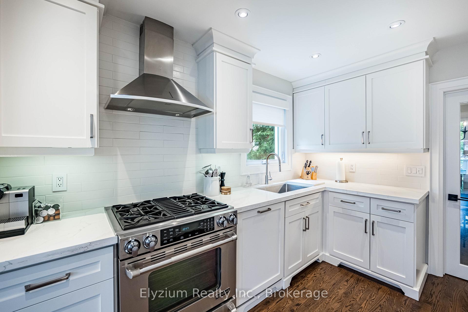 Photo 11 of 2181 Harcourt Crescent, Mississauga, Lakeview — HOMEH